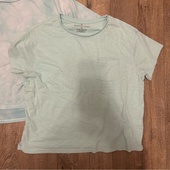 Bundle of Blue Southern Shirt short sleeve women’s tops - Picture 4 of 4